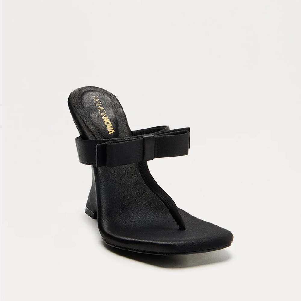New Vionnet Black Bow Sandals